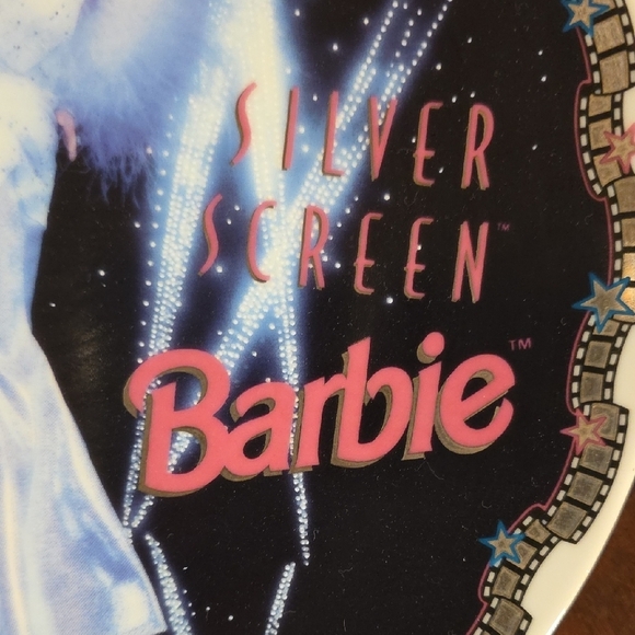 (J17) Barbie Silver Screen Collector Plate with White and Silver - Picture 3 of 6